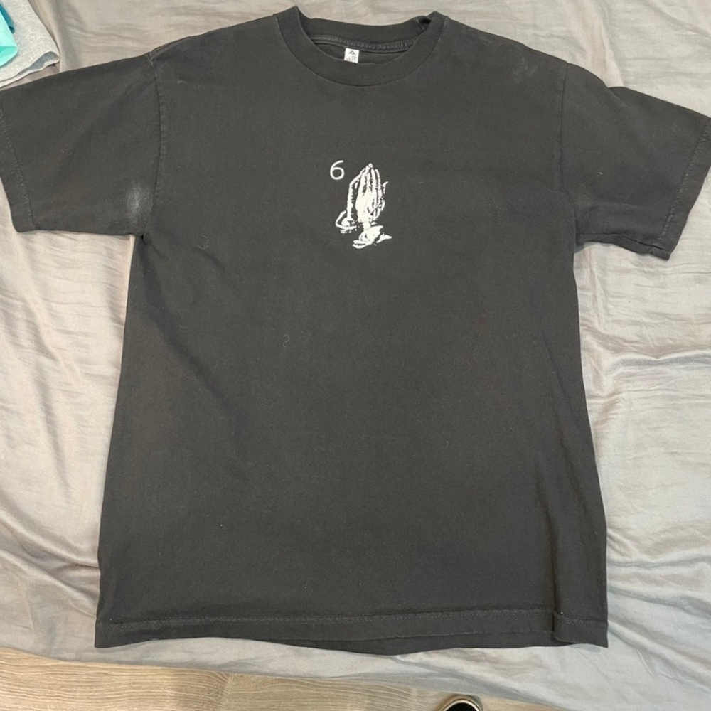 Men's Drake concert t-shirt